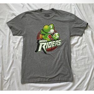 Super Mario Bros. Yoshi Riders Men’s Medium M Gray T-shirt